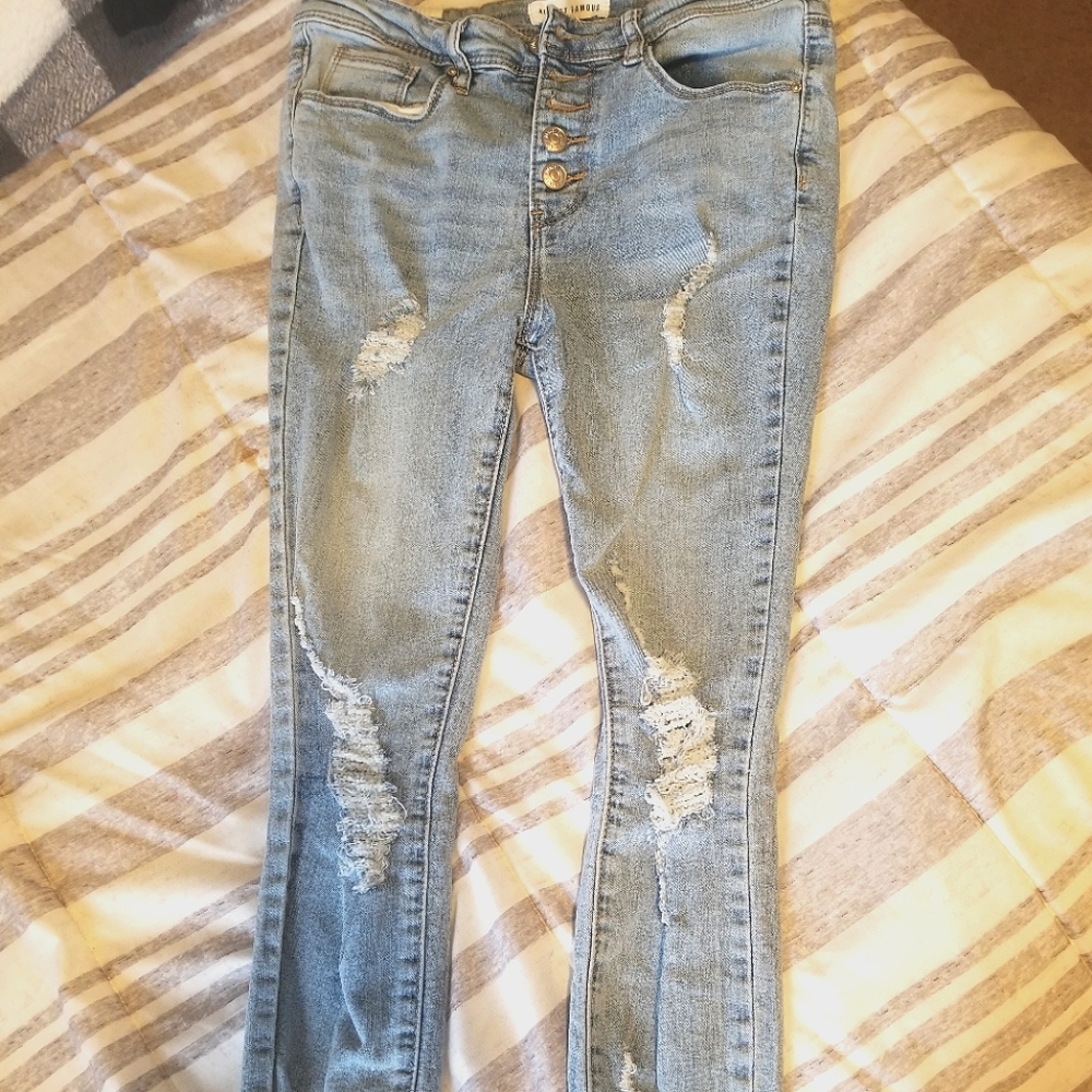 Ripped jeans